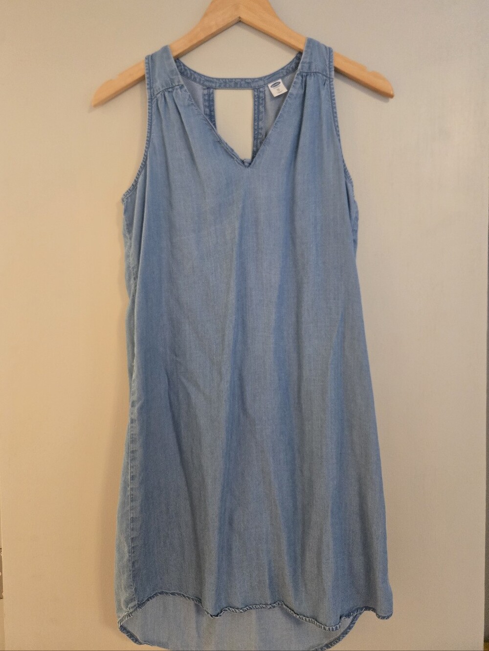 Old Navy Light Blue Chambray V-Neck Sleeveless Dress - XS